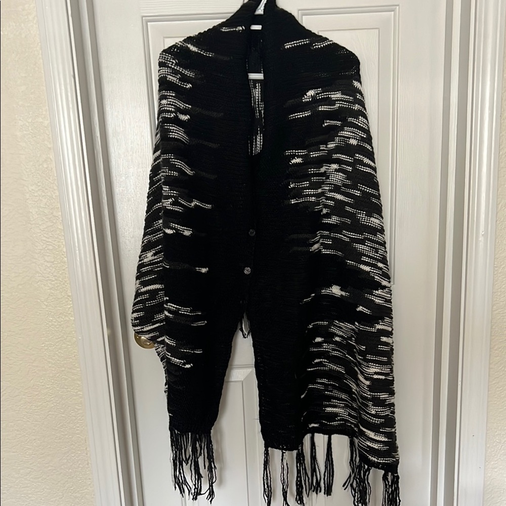 Black and White Knit Fringe Cardigan